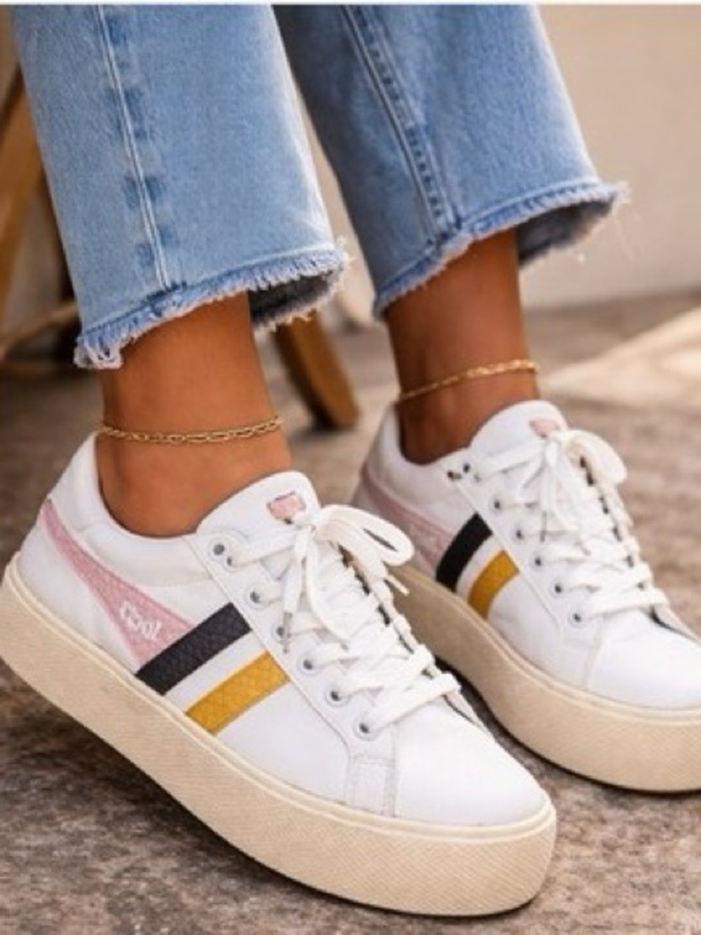 GOLA sz 8 Orchid Trident Snake Platform Women's leather Sneakers